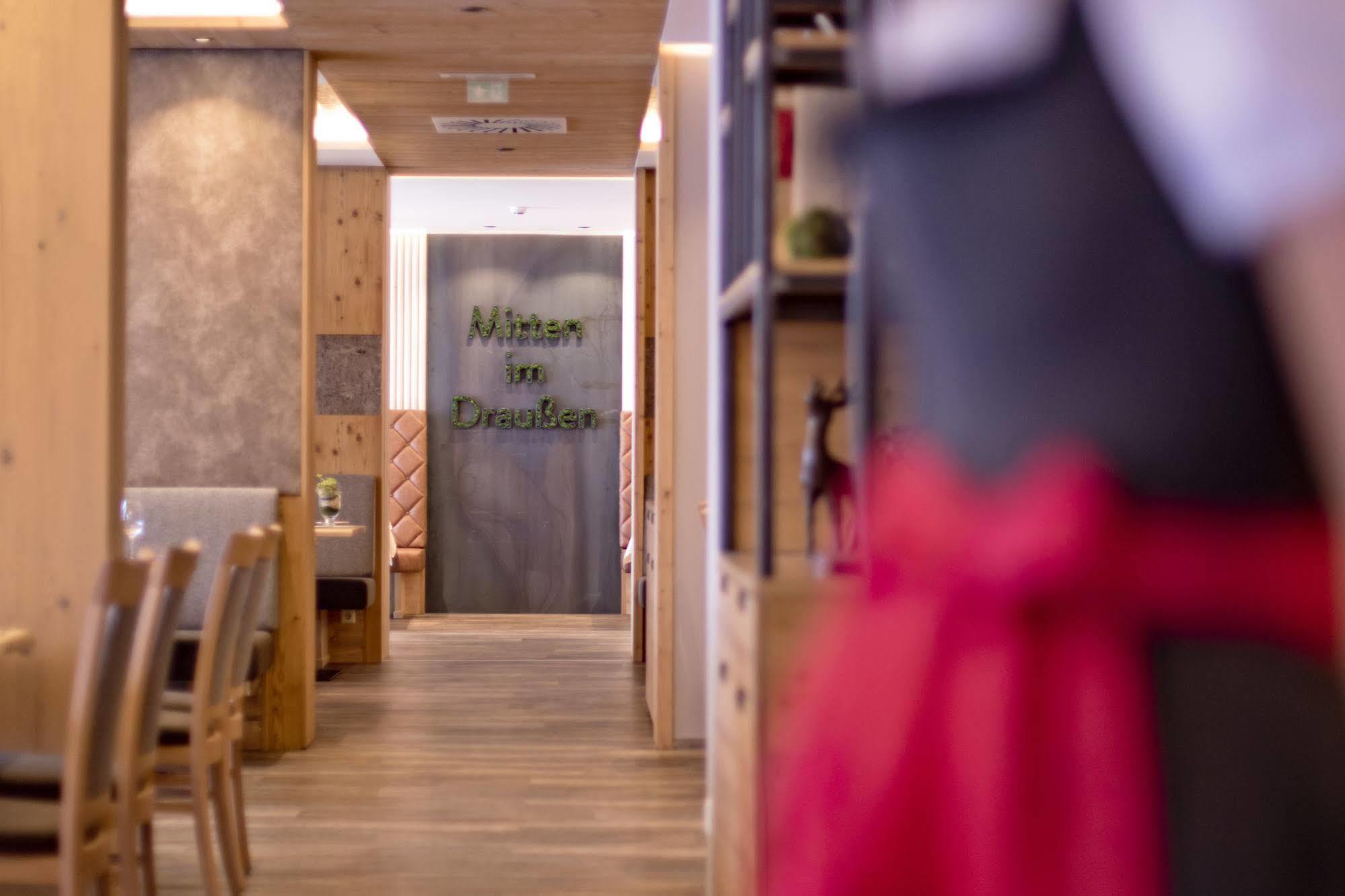 Spa & Naturhotel Outside Matrei in Osttirol Εξωτερικό φωτογραφία